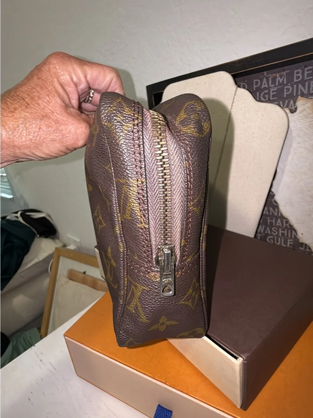 LOUIS VUITTON Trousse Toilette 23 Monogram Cosmetic Pouch authenticity included